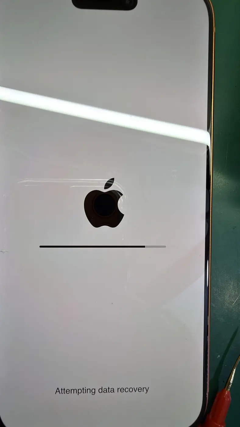 iPhone attempting data recovery